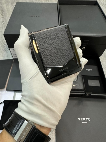 VERTU IRONFLIP JADE BLACK CALF BES FEE